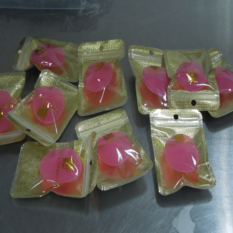 東莞規(guī)模較大的硅膠制品廠是哪個(gè)廠 東莞規(guī)模較大的硅膠制品廠是哪個(gè)廠