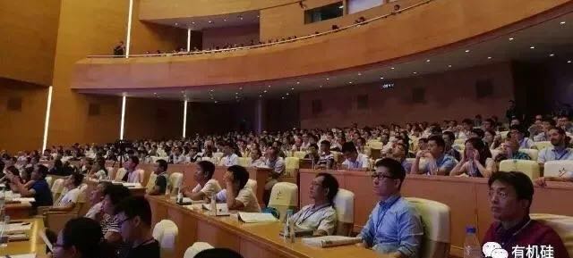 <a href='http://www.458766.com/Products/zhonghaojianzhenqiu.html' class='keys' title='點擊查看關于硅膠制品的相關信息' target='_blank'>硅膠制品</a> 硅膠制品